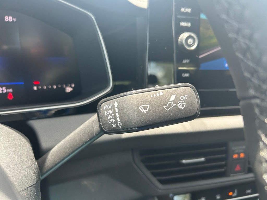 2025 Volkswagen Jetta 1.5T Sport Tampa FL