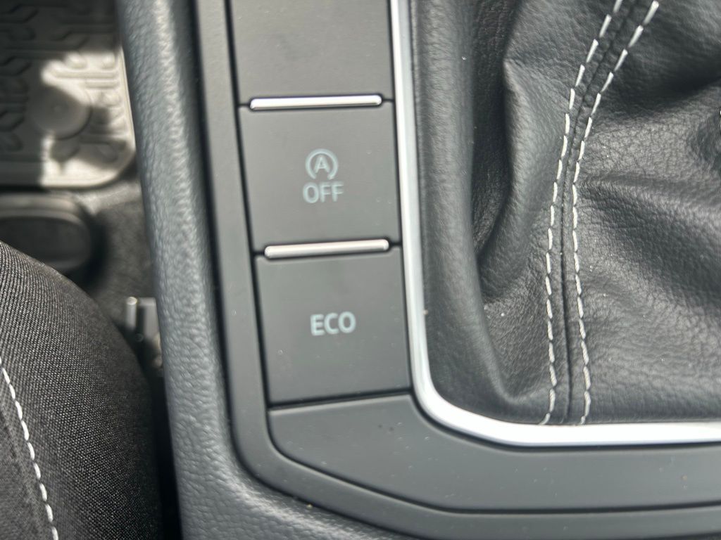 2025 Volkswagen Jetta 1.5T Sport Tampa FL