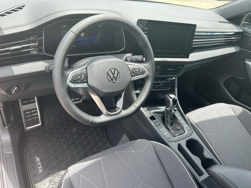 2025 Volkswagen Jetta 1.5T Sport Tampa FL