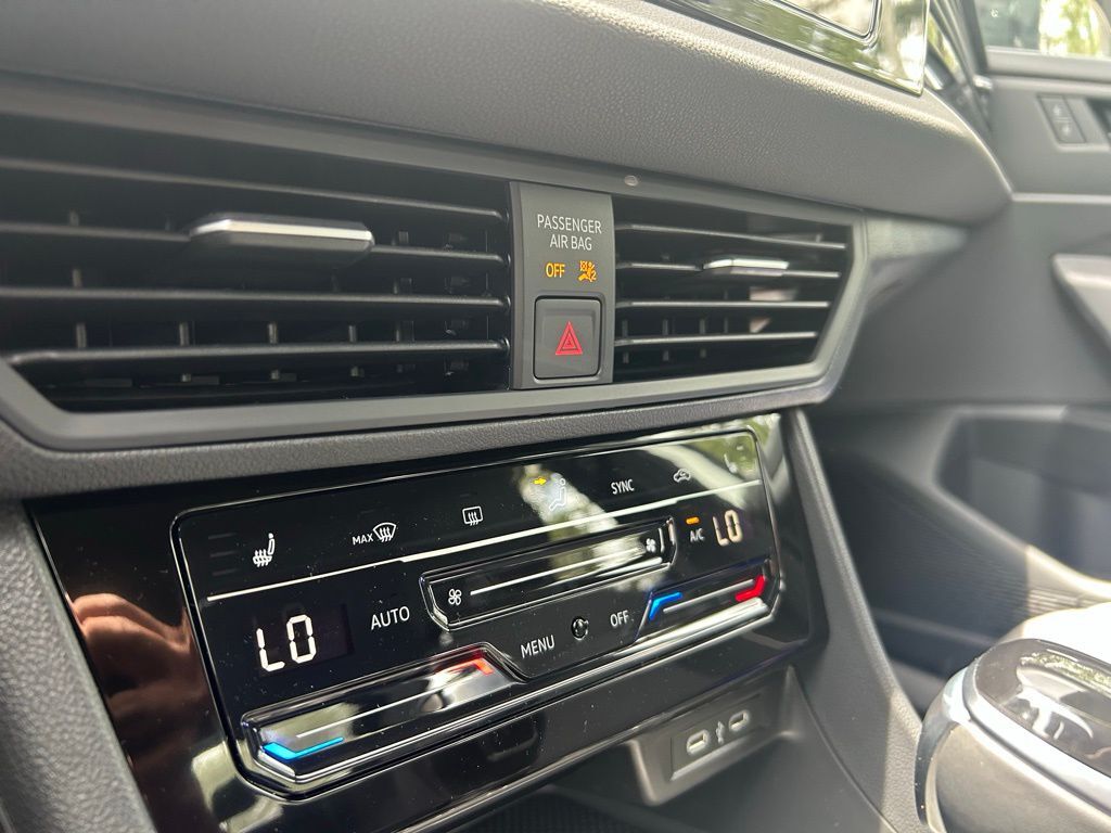 2025 Volkswagen Jetta 1.5T Sport Tampa FL