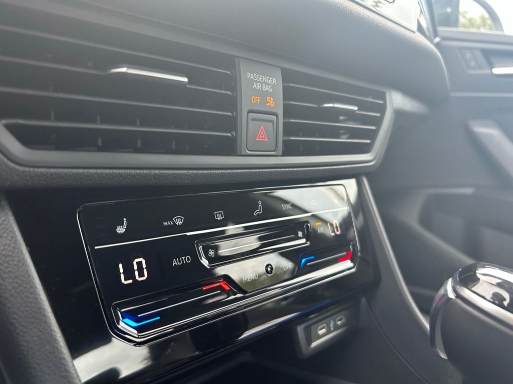 2025 Volkswagen Jetta 1.5T Sport Tampa FL