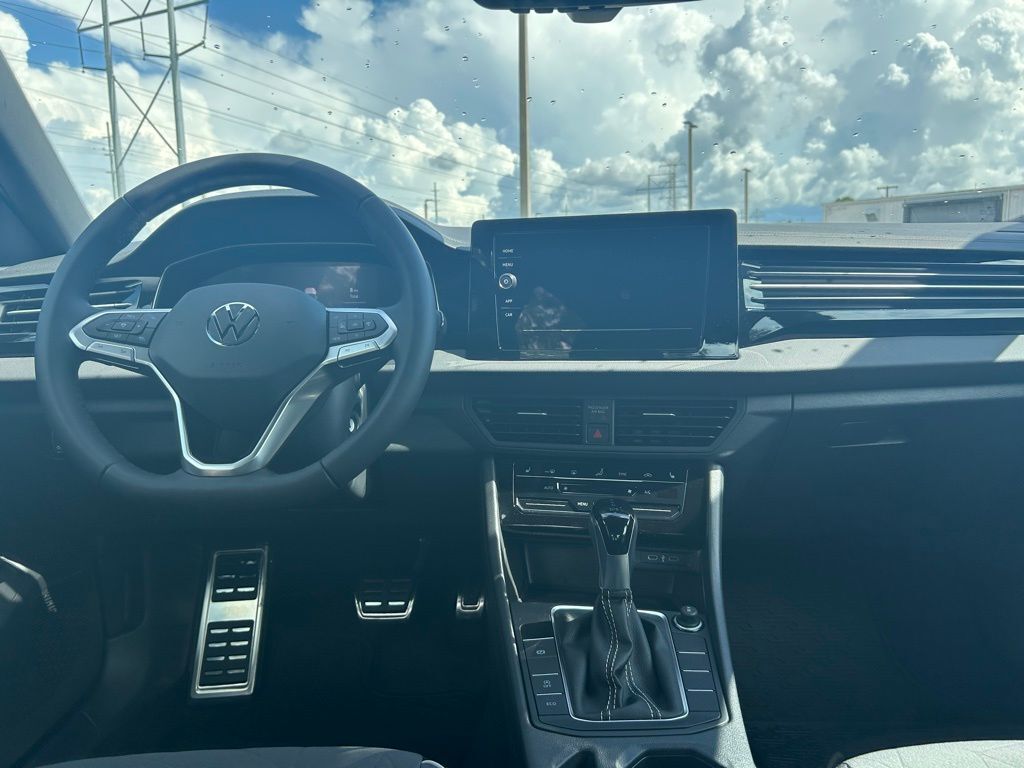 2025 Volkswagen Jetta 1.5T Sport Tampa FL