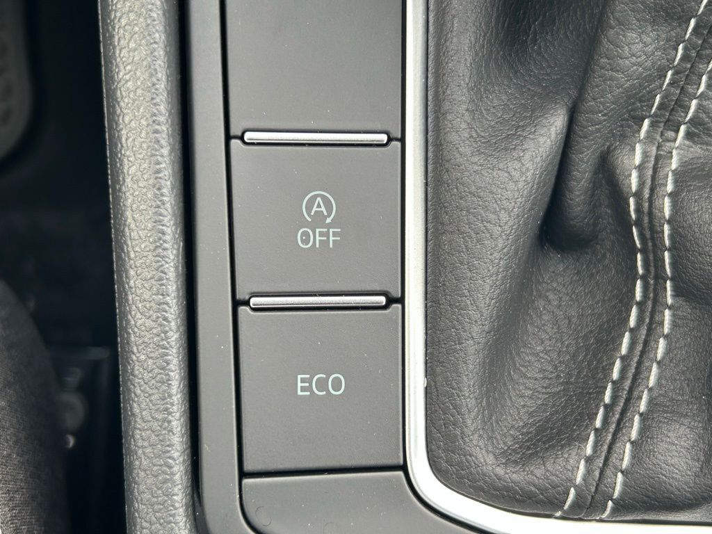 2025 Volkswagen Jetta 1.5T Sport Tampa FL