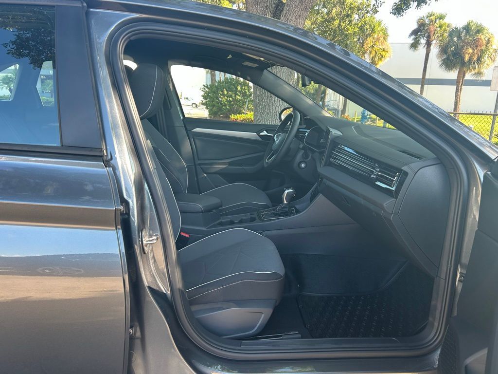 2025 Volkswagen Jetta 1.5T Sport Tampa FL