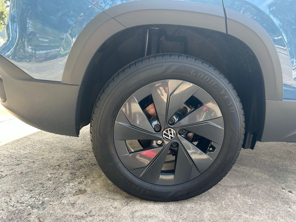 2025 Volkswagen Taos 1.5T S Tampa FL