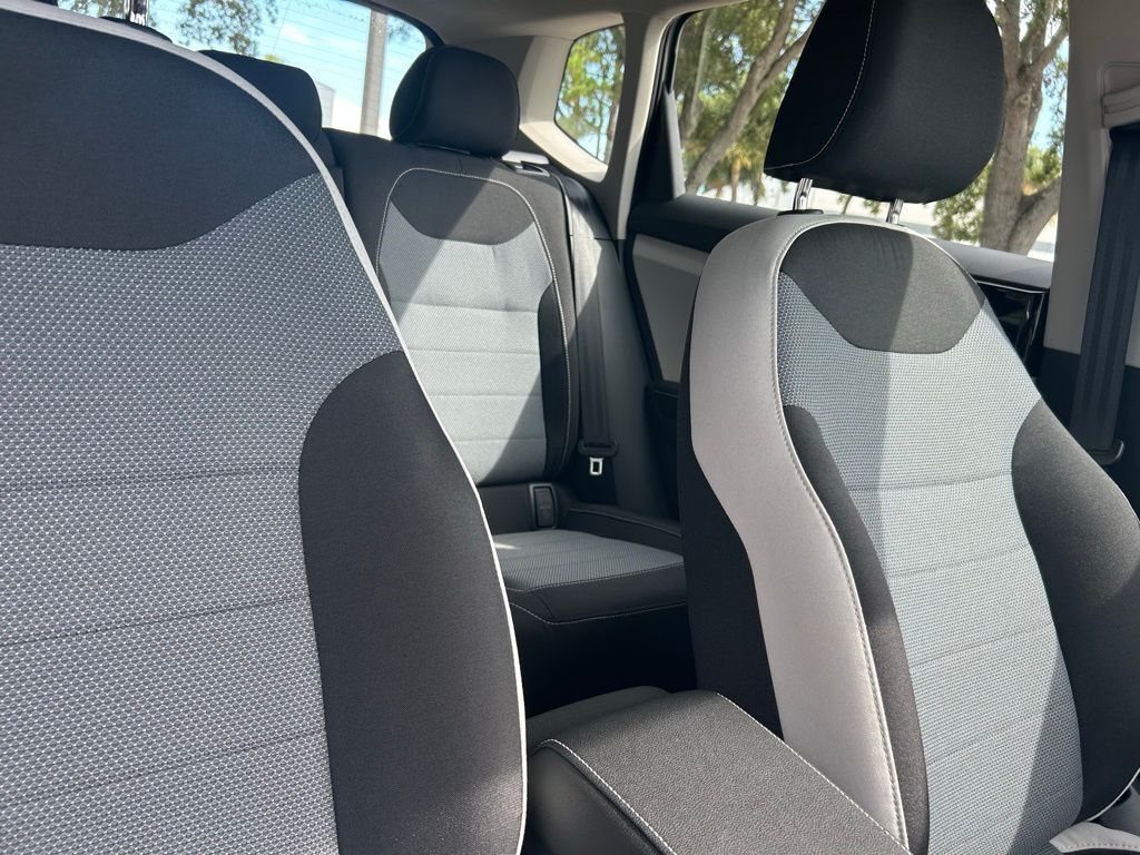 2025 Volkswagen Taos 1.5T S Tampa FL