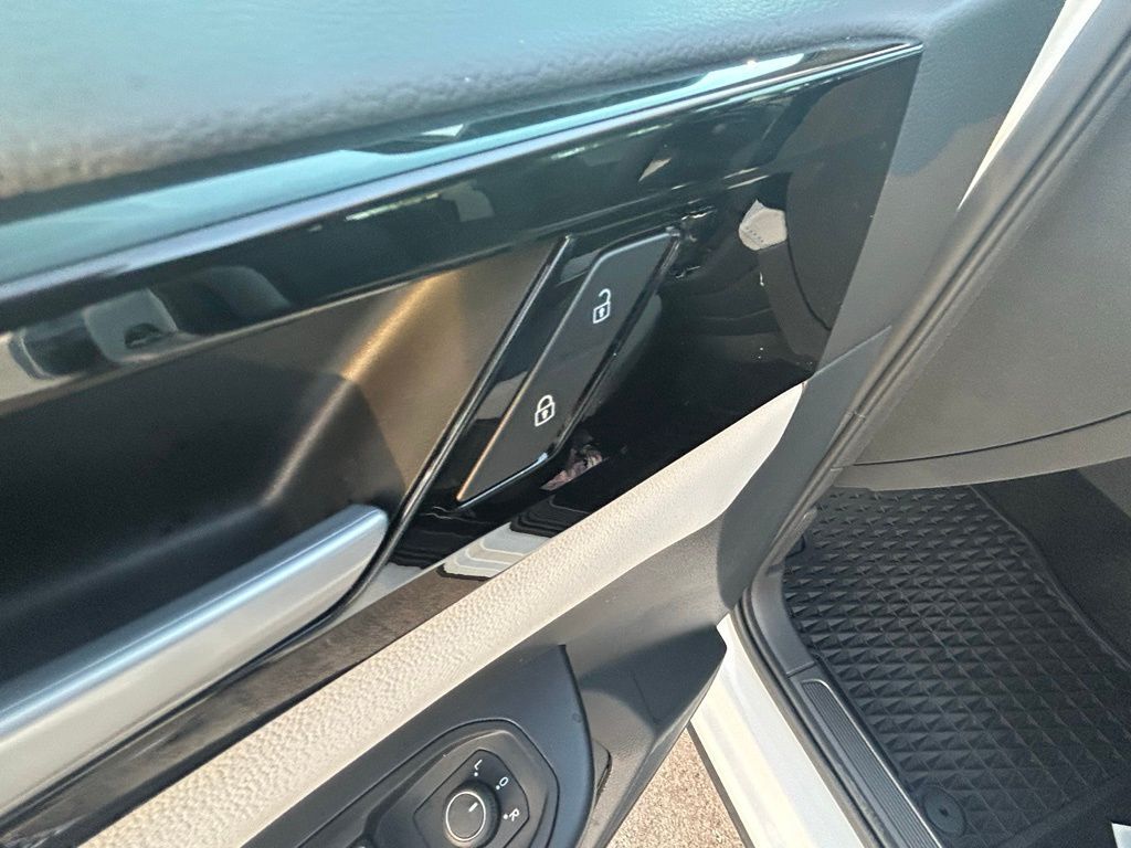 2025 Volkswagen Taos 1.5T S Tampa FL