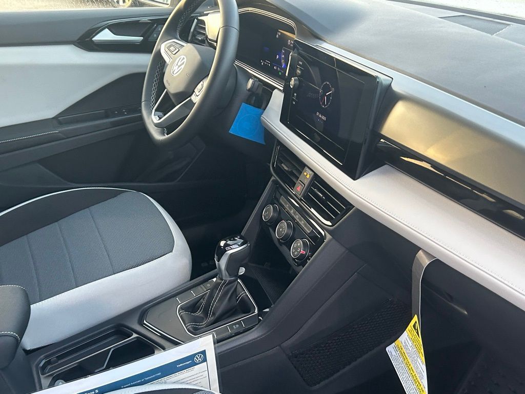 2025 Volkswagen Taos 1.5T S Tampa FL