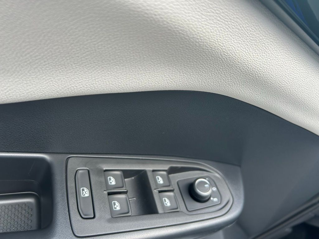 2025 Volkswagen Taos 1.5T S Tampa FL