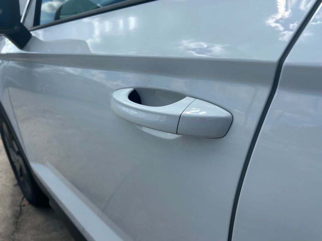 2025 Volkswagen Taos 1.5T S Tampa FL
