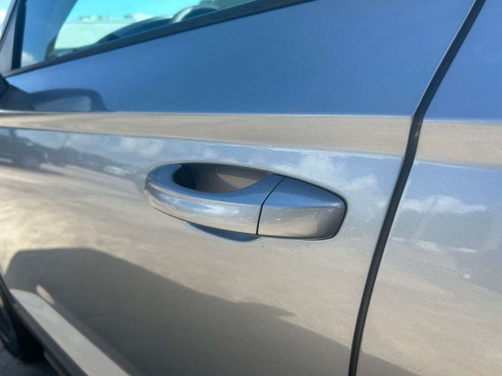 2025 Volkswagen Taos 1.5T S Tampa FL
