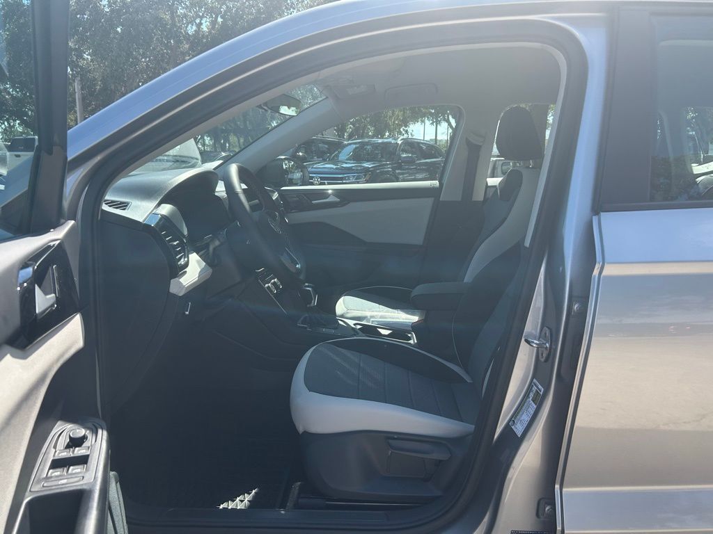 2025 Volkswagen Taos 1.5T S Tampa FL