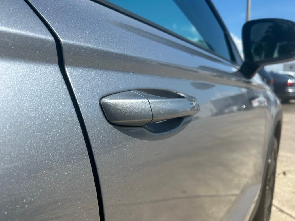 2025 Volkswagen Taos 1.5T S Tampa FL