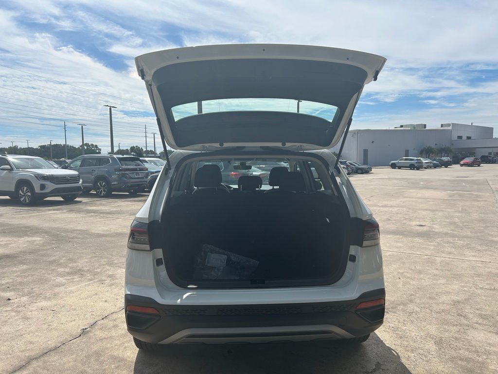 2025 Volkswagen Taos 1.5T S Tampa FL