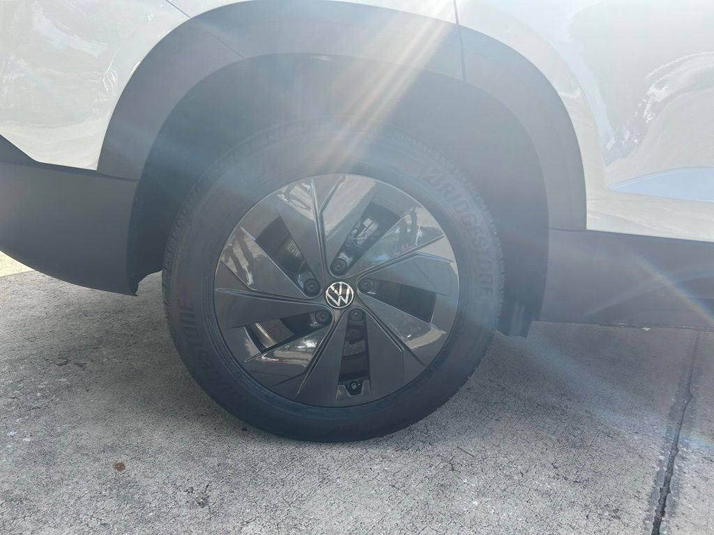 2025 Volkswagen Taos 1.5T S Tampa FL