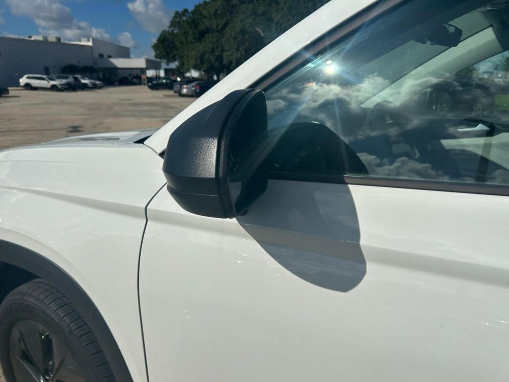 2025 Volkswagen Taos 1.5T S Tampa FL