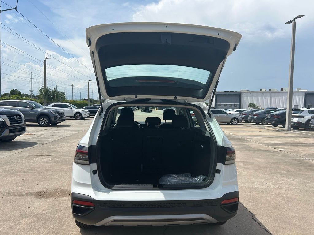2025 Volkswagen Taos 1.5T S Tampa FL