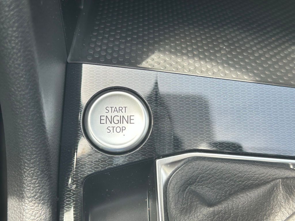 2025 Volkswagen Taos 1.5T S Tampa FL