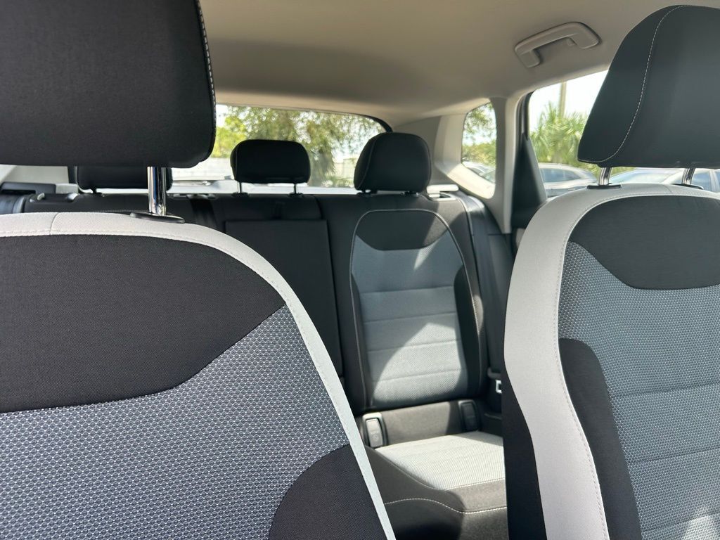 2025 Volkswagen Taos 1.5T S Tampa FL
