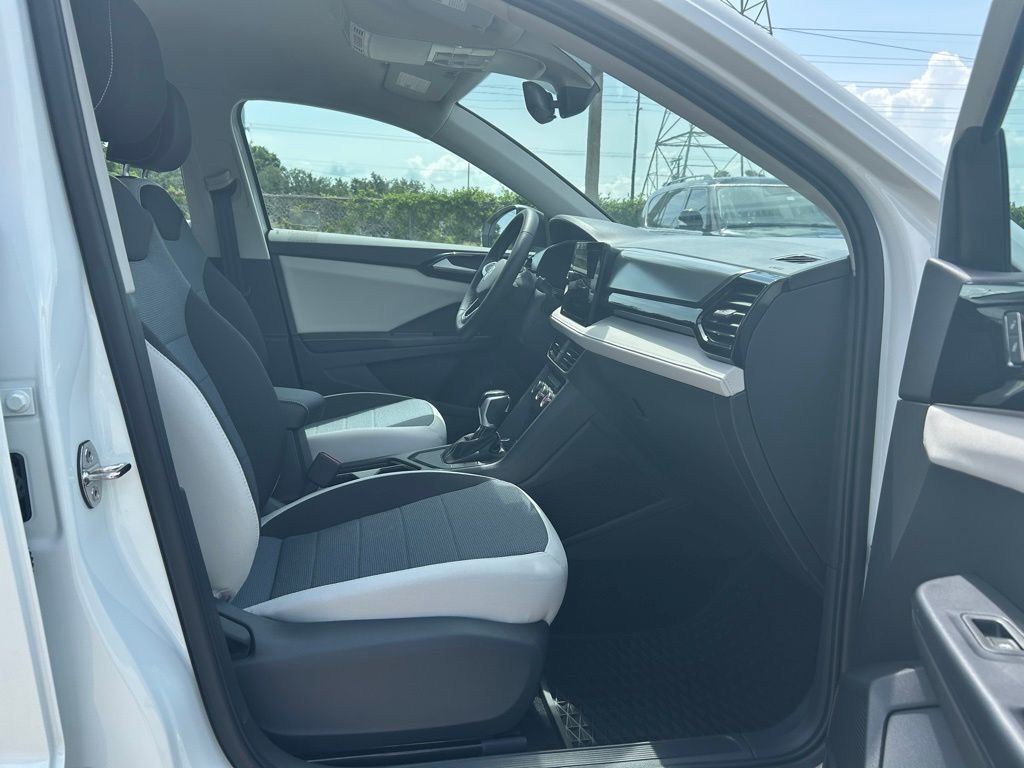 2025 Volkswagen Taos 1.5T S Tampa FL