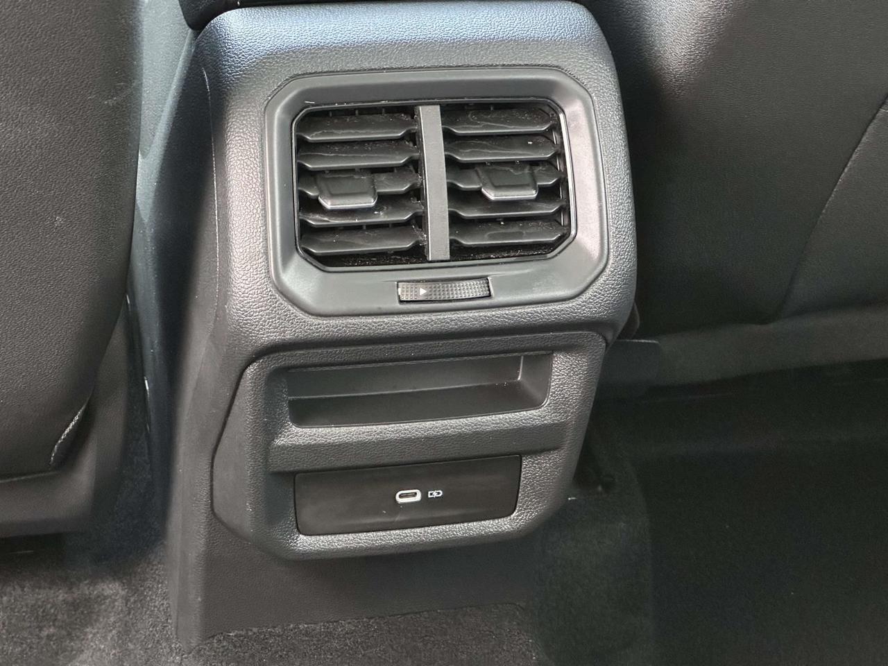 2025 Volkswagen Taos 1.5T SE Black Woodbridge VA