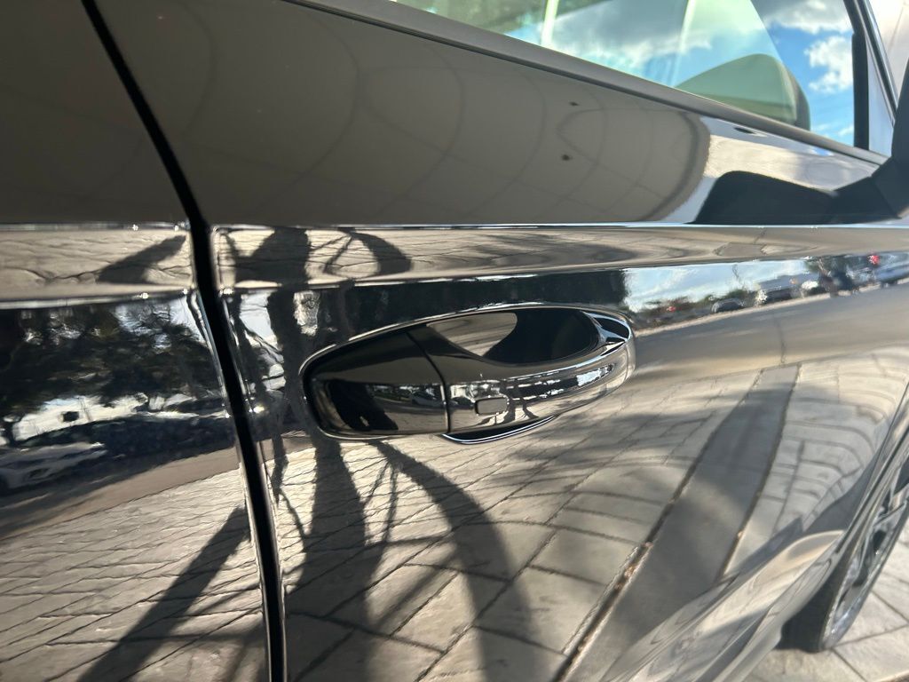 2025 Volkswagen Taos 1.5T SE Black Tampa FL