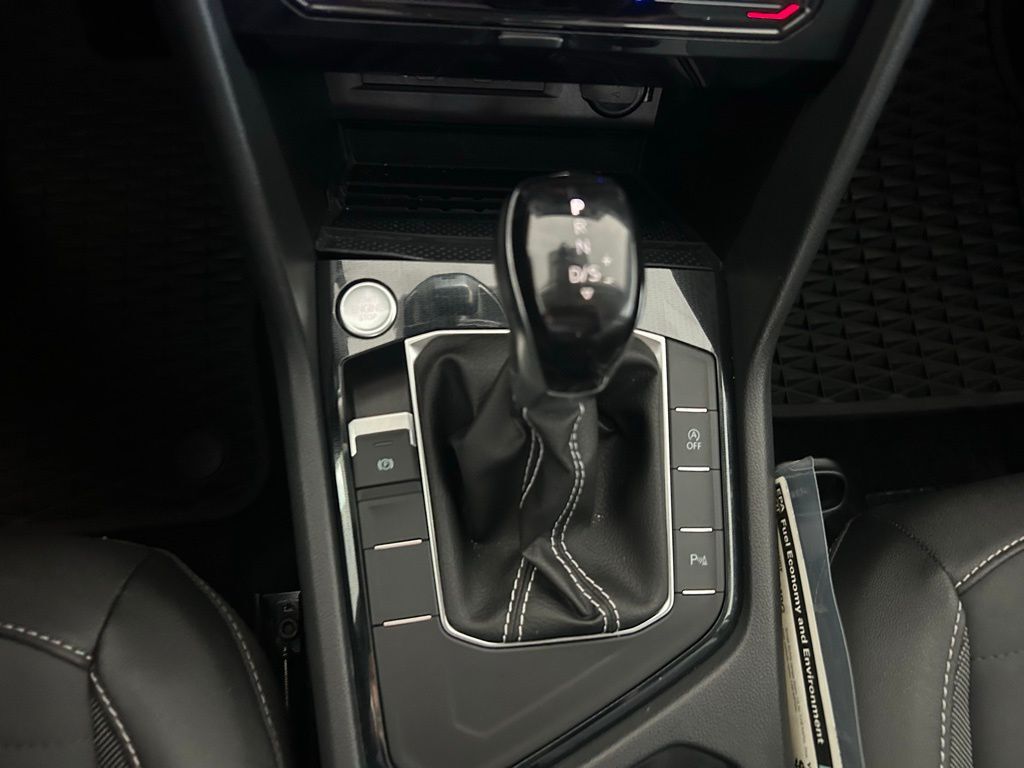 2025 Volkswagen Taos 1.5T SE Black Tampa FL