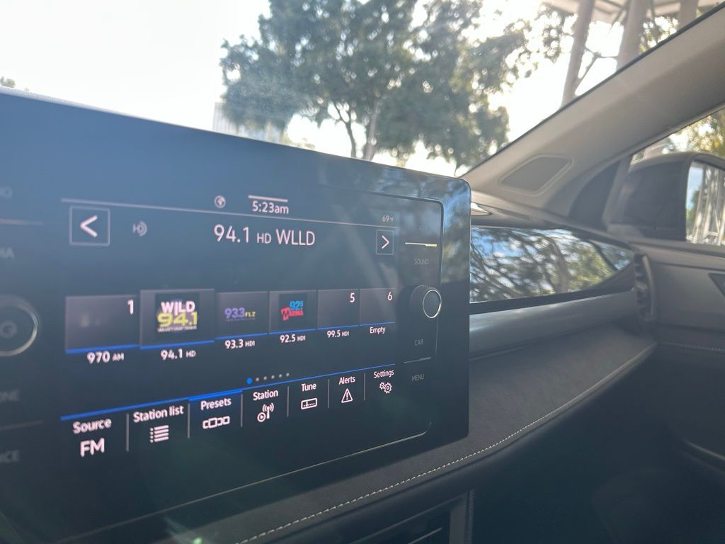 2025 Volkswagen Taos 1.5T SE Black Tampa FL