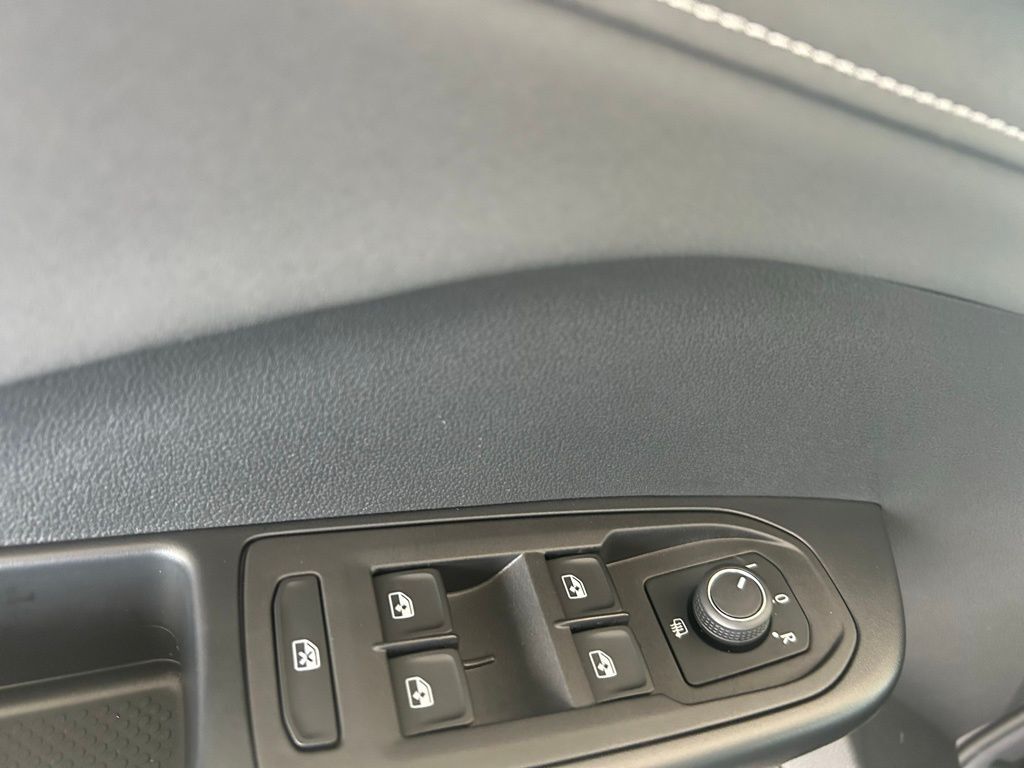 2025 Volkswagen Taos 1.5T SE Black Tampa FL