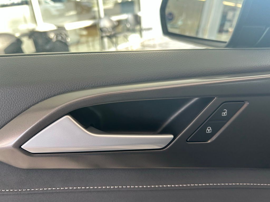 2025 Volkswagen Taos 1.5T SE Black Tampa FL