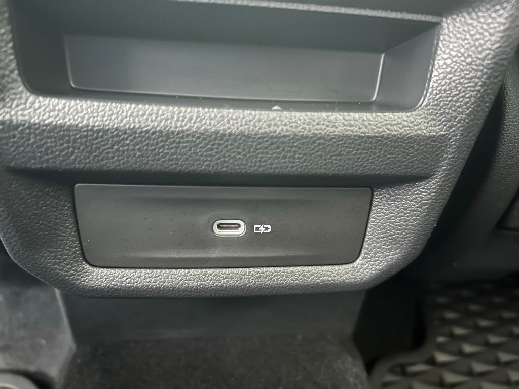 2025 Volkswagen Taos 1.5T SE Black Tampa FL