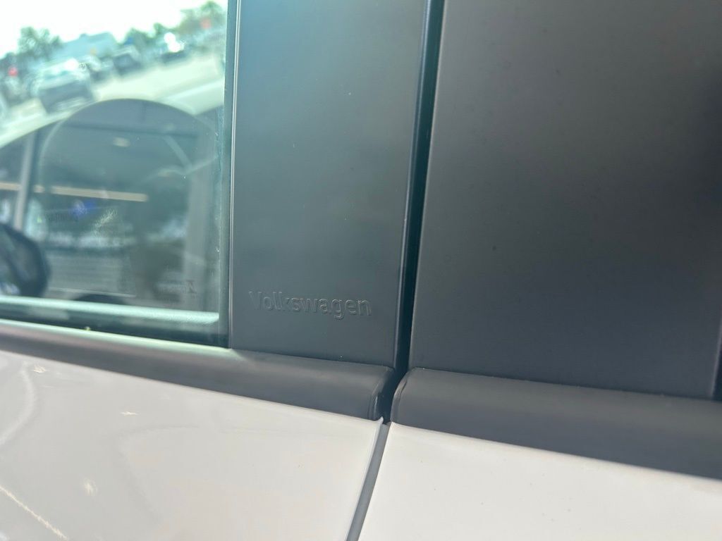 2025 Volkswagen Taos 1.5T SE Black Tampa FL