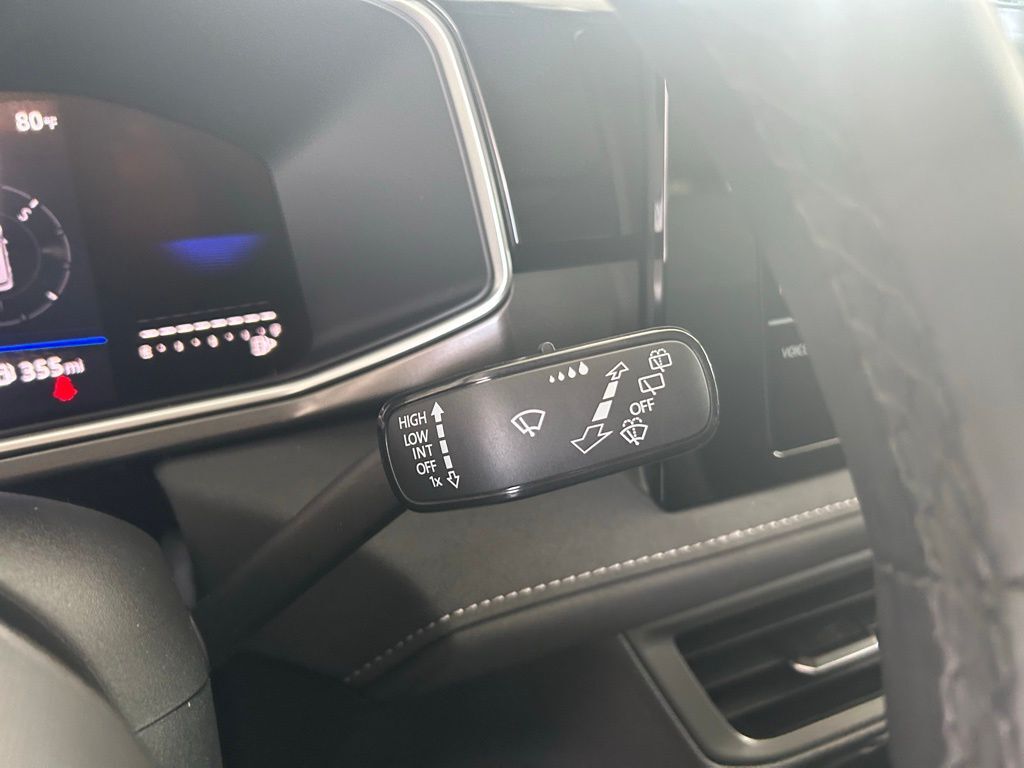 2025 Volkswagen Taos 1.5T SE Black Tampa FL