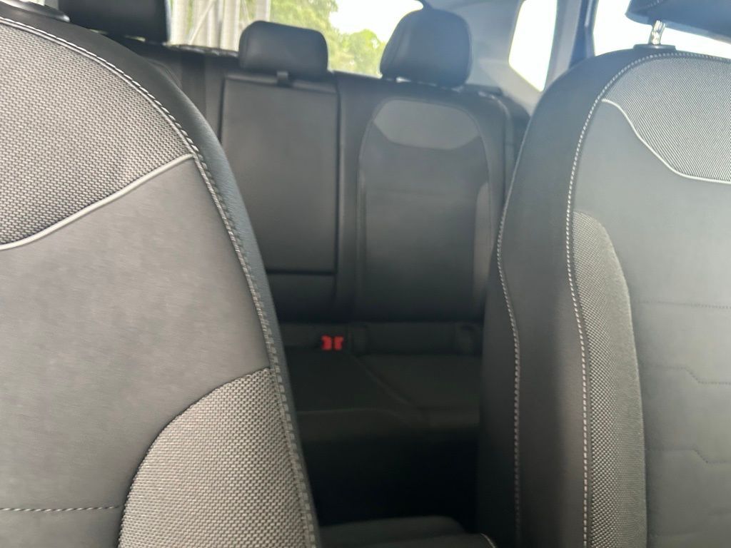 2025 Volkswagen Taos 1.5T SE Black Tampa FL