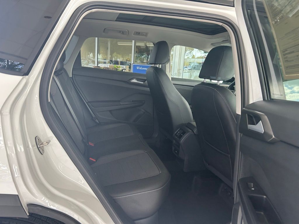 2025 Volkswagen Taos 1.5T SE Black Tampa FL