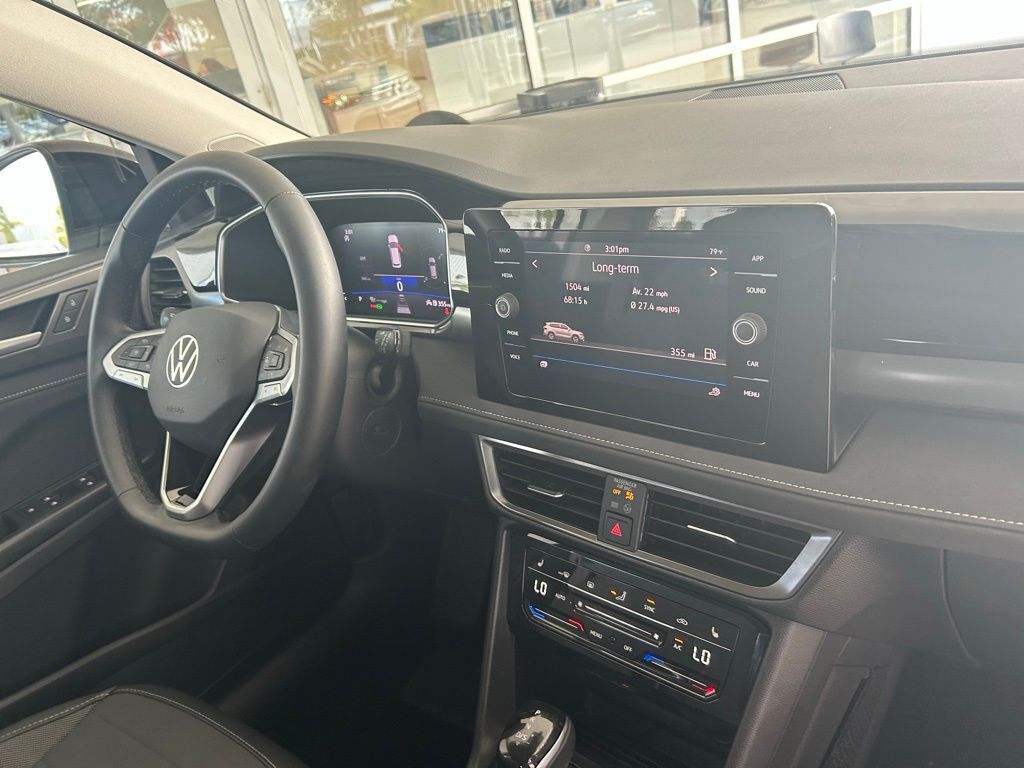 2025 Volkswagen Taos 1.5T SE Black Tampa FL
