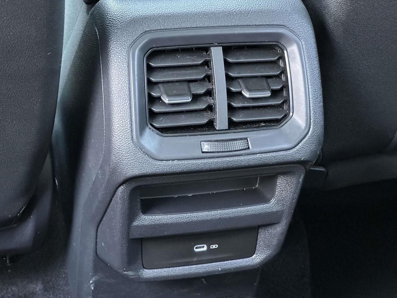 2025 Volkswagen Taos 1.5T SE Woodbridge VA