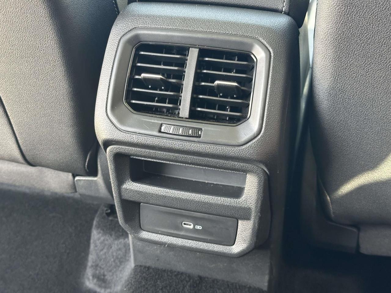 2025 Volkswagen Taos 1.5T SE Woodbridge VA