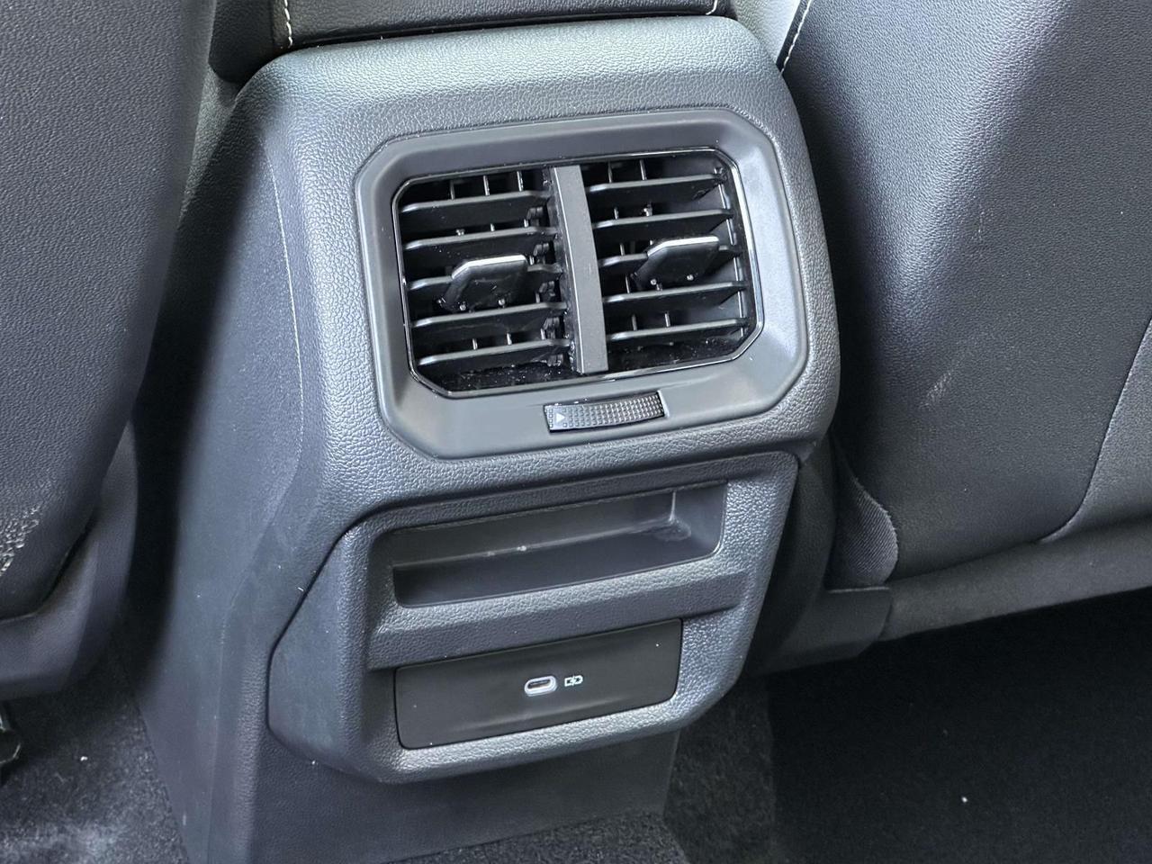 2025 Volkswagen Taos 1.5T SE Woodbridge VA