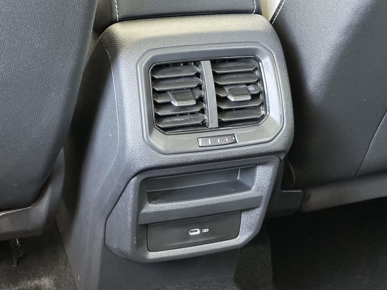 2025 Volkswagen Taos 1.5T SE Woodbridge VA