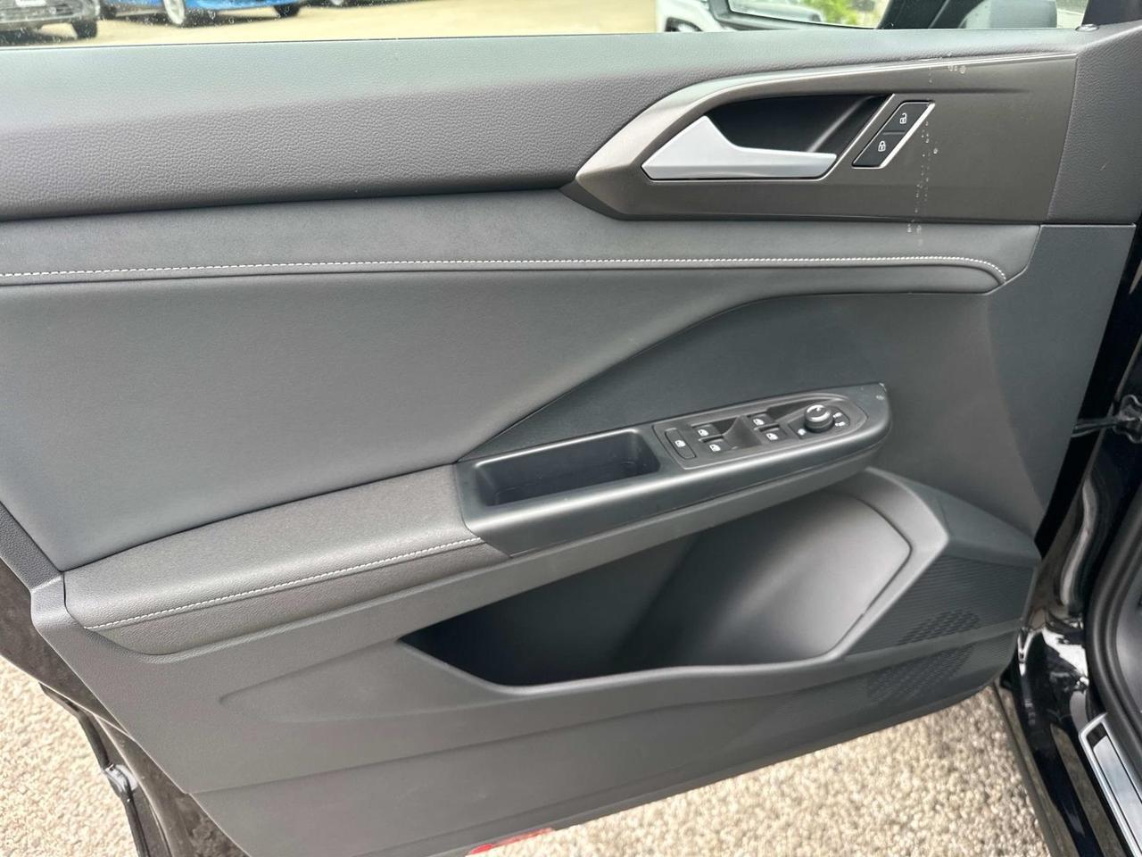 2025 Volkswagen Taos 1.5T SE Woodbridge VA