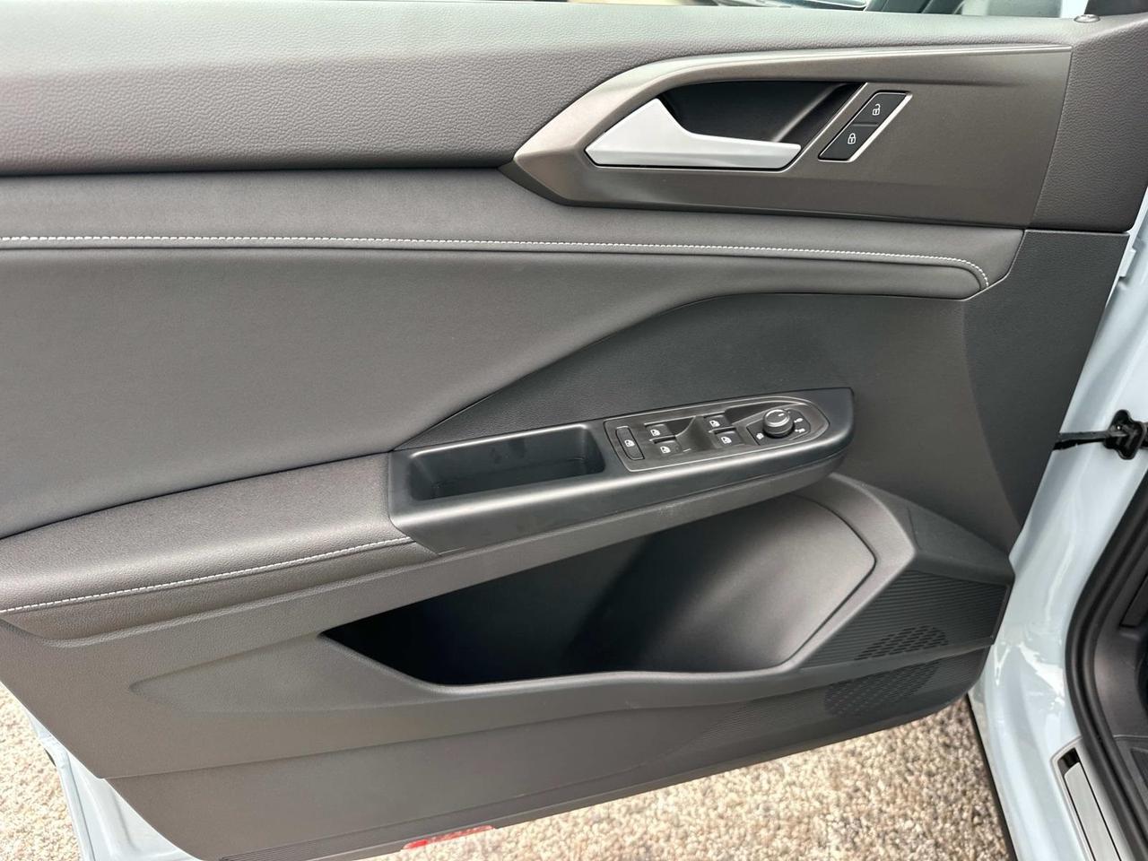 2025 Volkswagen Taos 1.5T SE Woodbridge VA