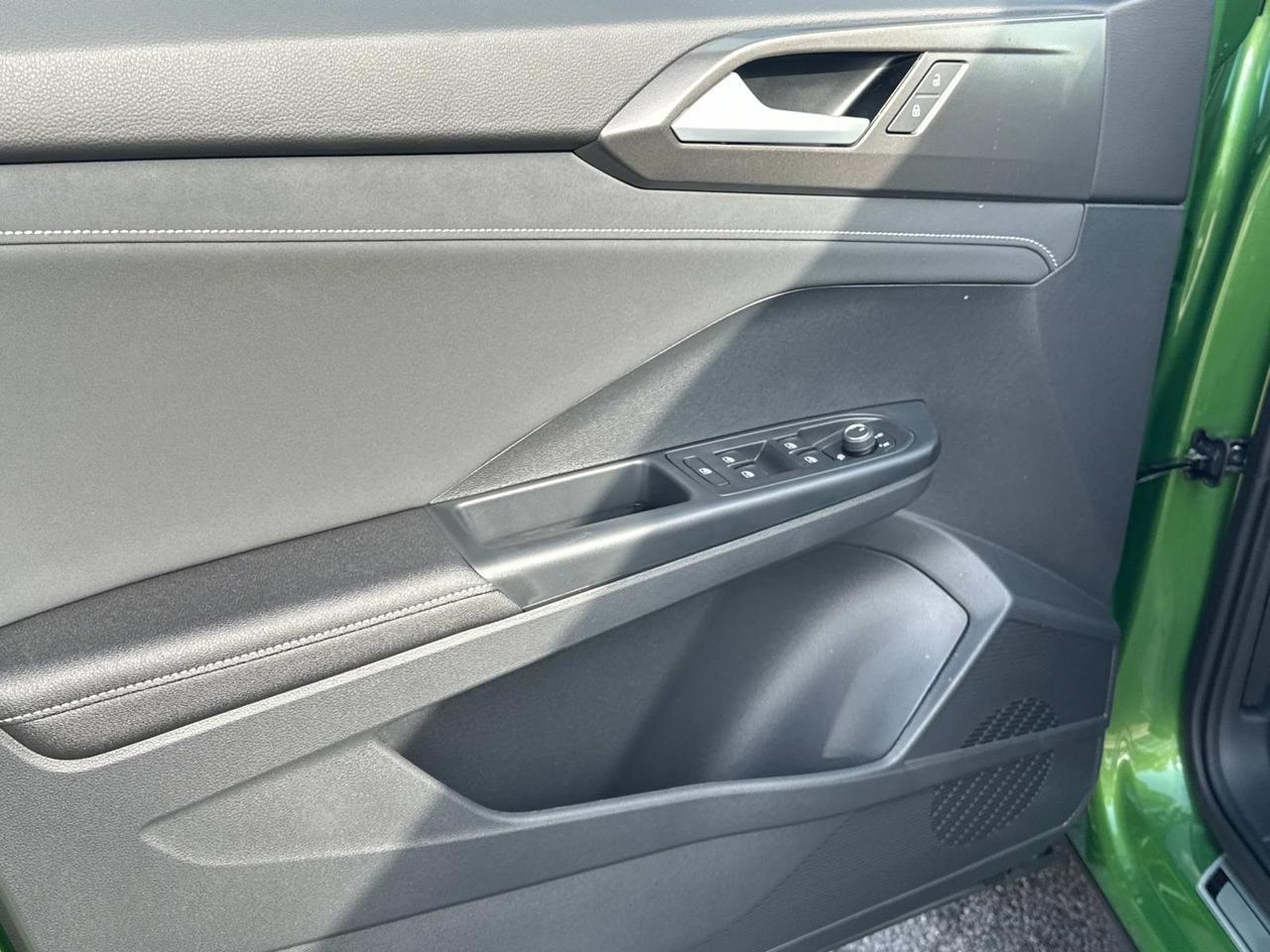 2025 Volkswagen Taos 1.5T SE Woodbridge VA