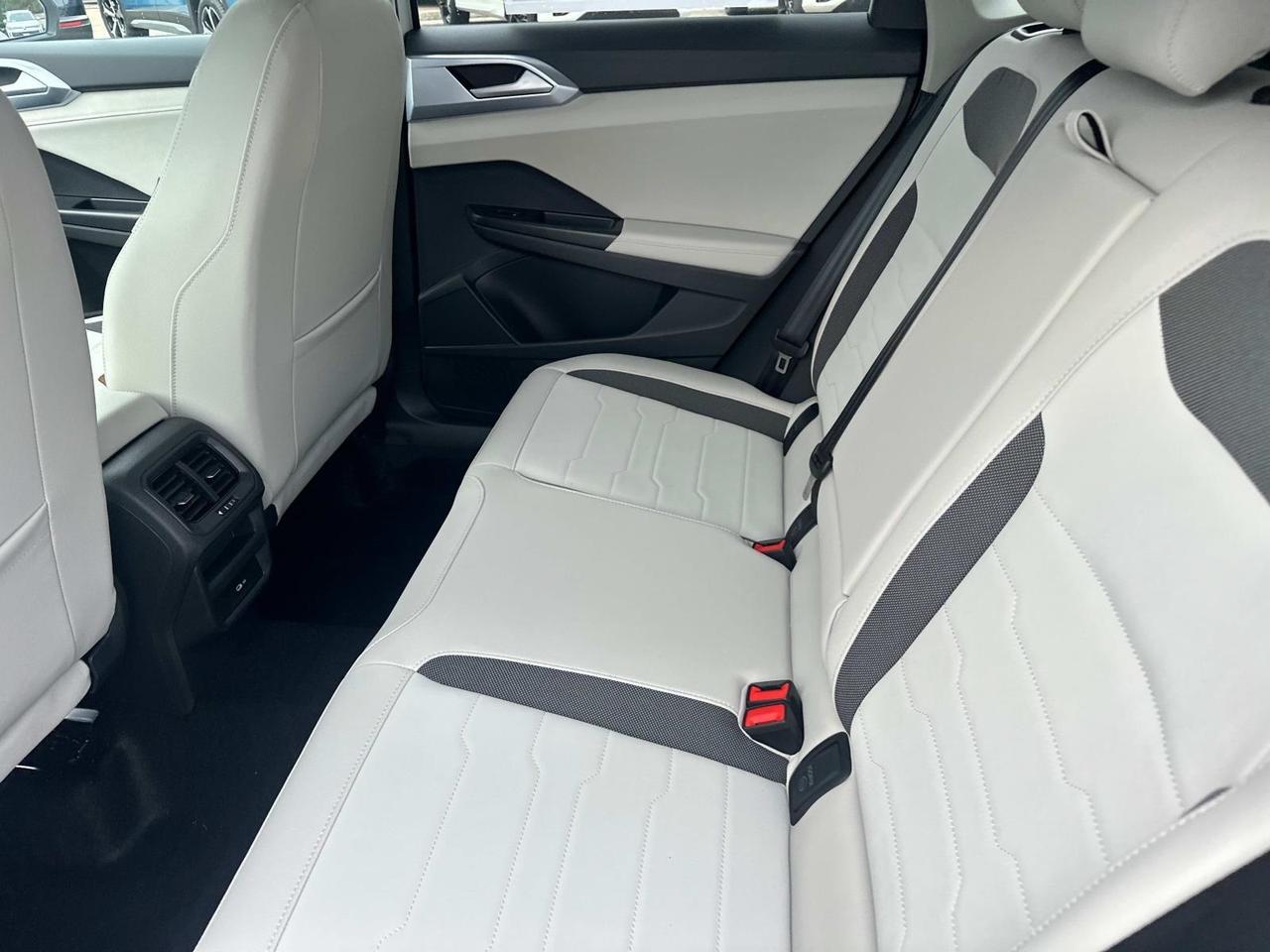 2025 Volkswagen Taos 1.5T SE Woodbridge VA