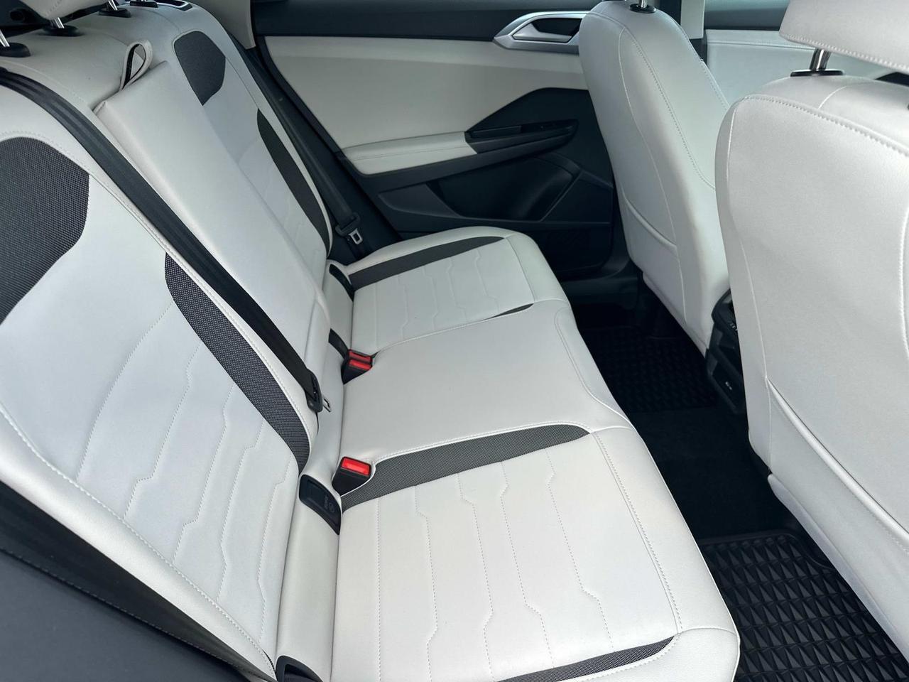 2025 Volkswagen Taos 1.5T SE Woodbridge VA
