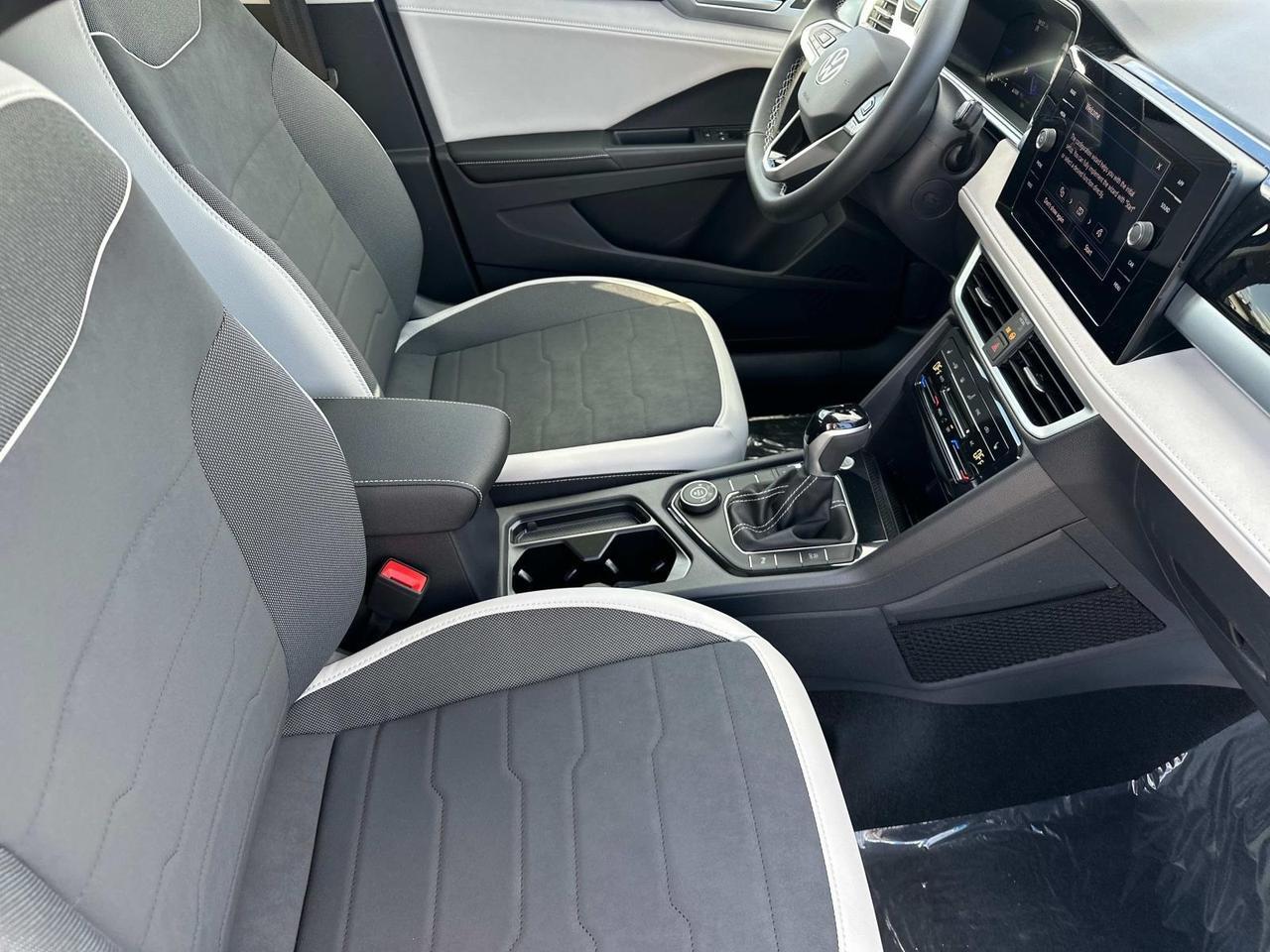 2025 Volkswagen Taos 1.5T SE Woodbridge VA