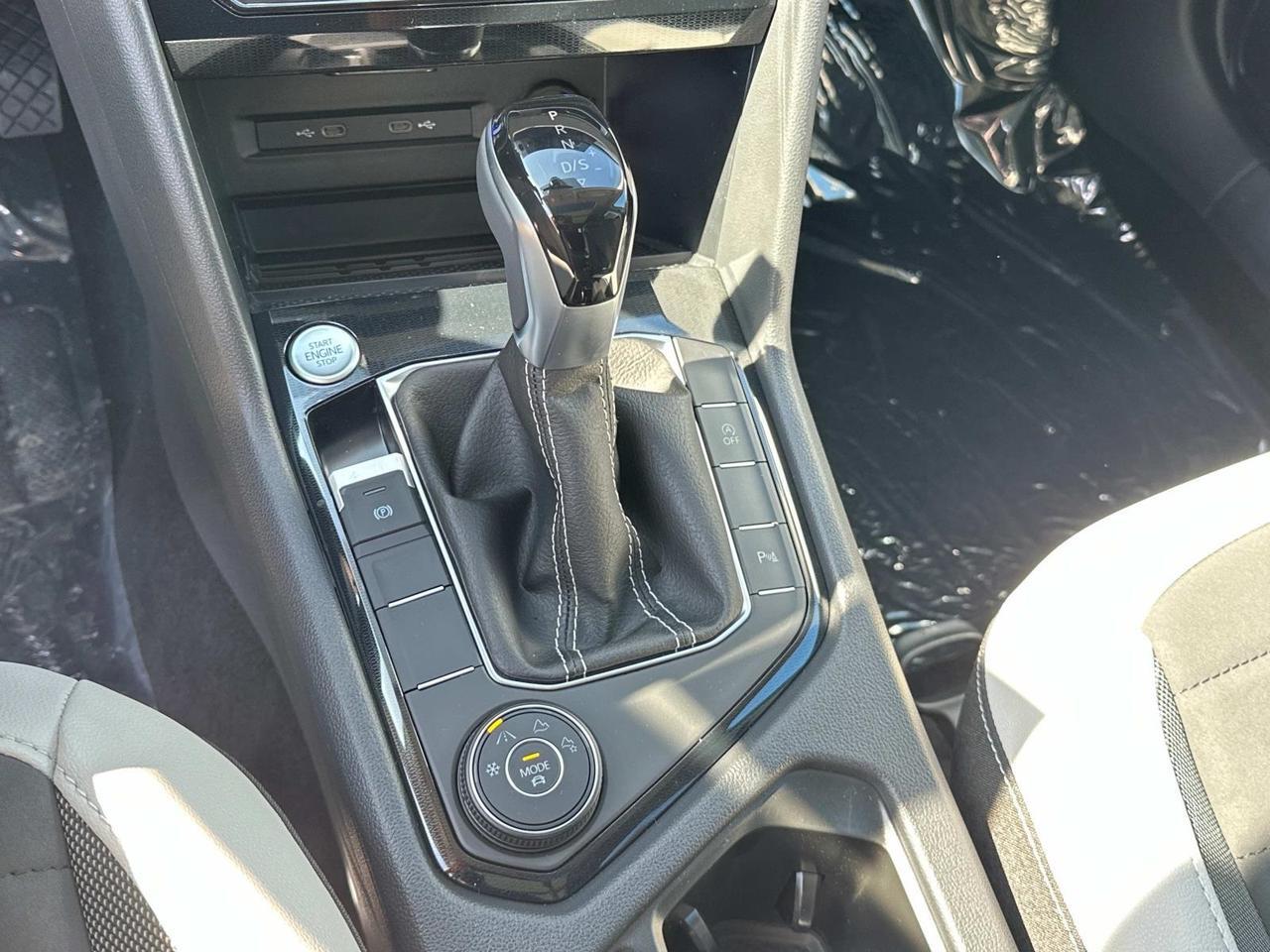 2025 Volkswagen Taos 1.5T SE Woodbridge VA