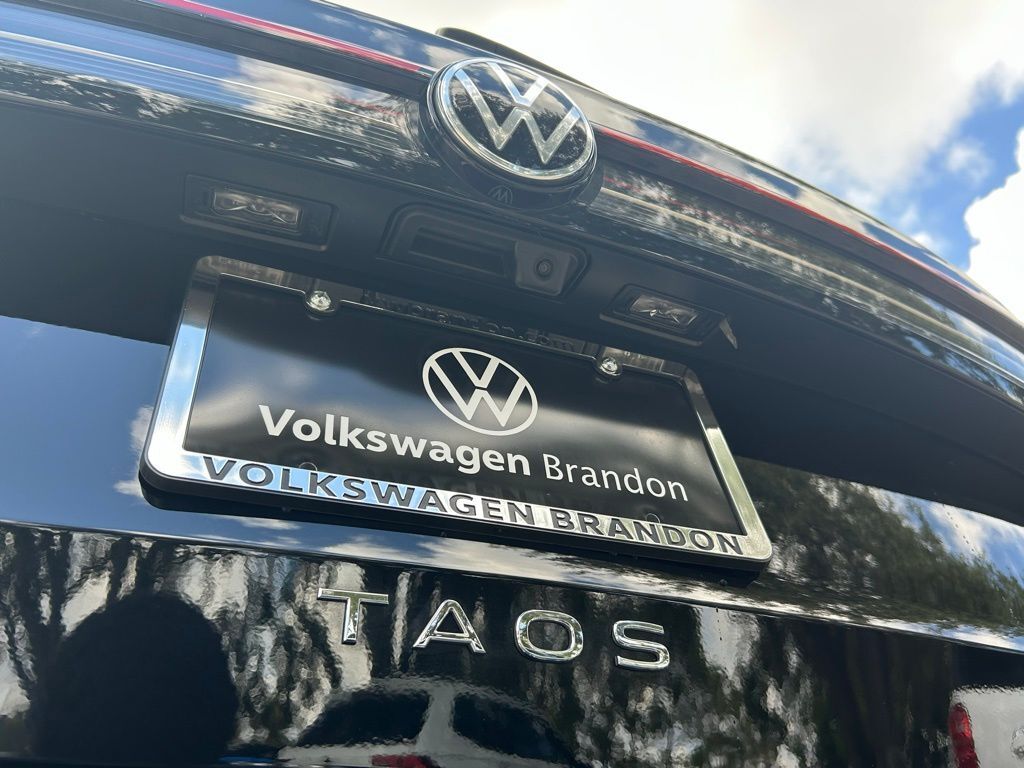 2025 Volkswagen Taos 1.5T SE Tampa FL
