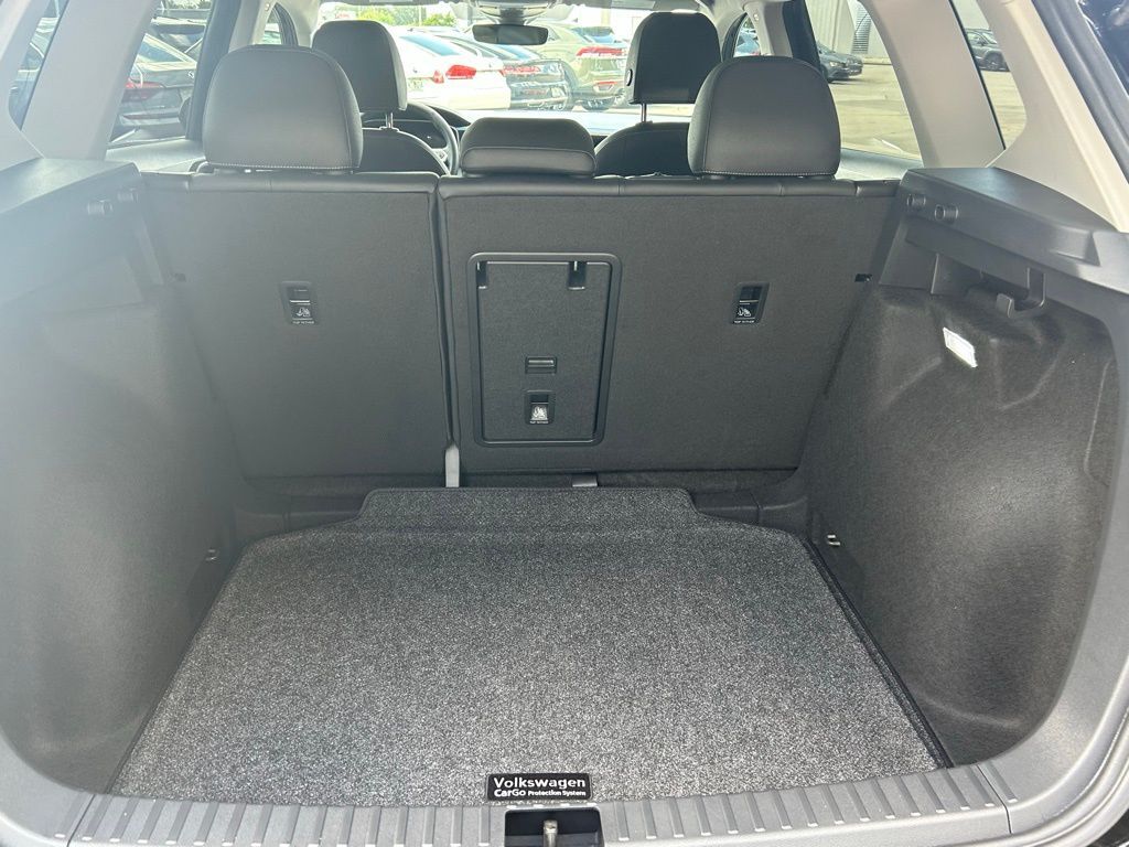 2025 Volkswagen Taos 1.5T SE Tampa FL