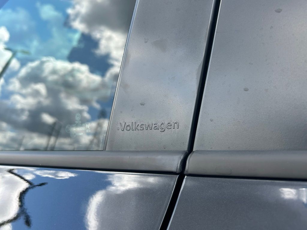 2025 Volkswagen Taos 1.5T SE Tampa FL